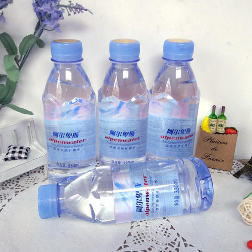 矿泉水标签